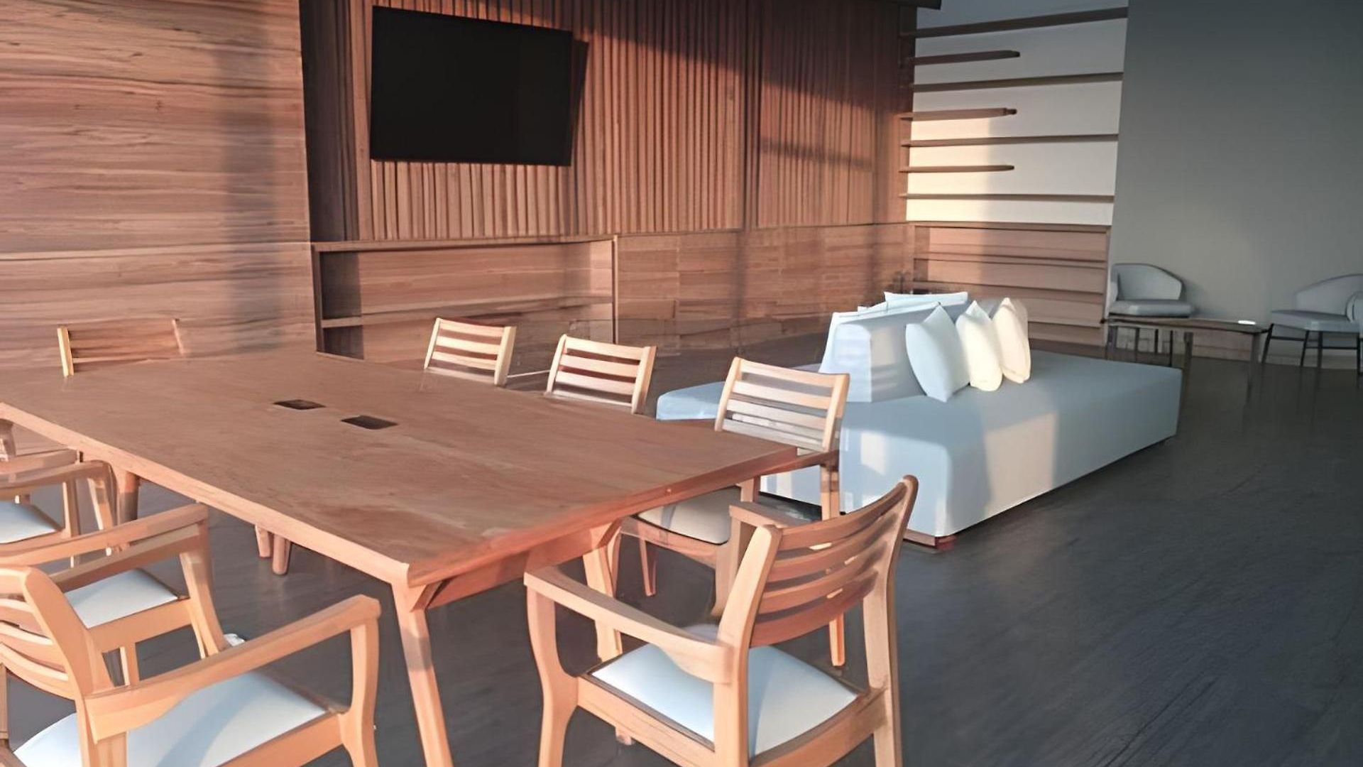 Luxury With Ocean Y Walled Views *