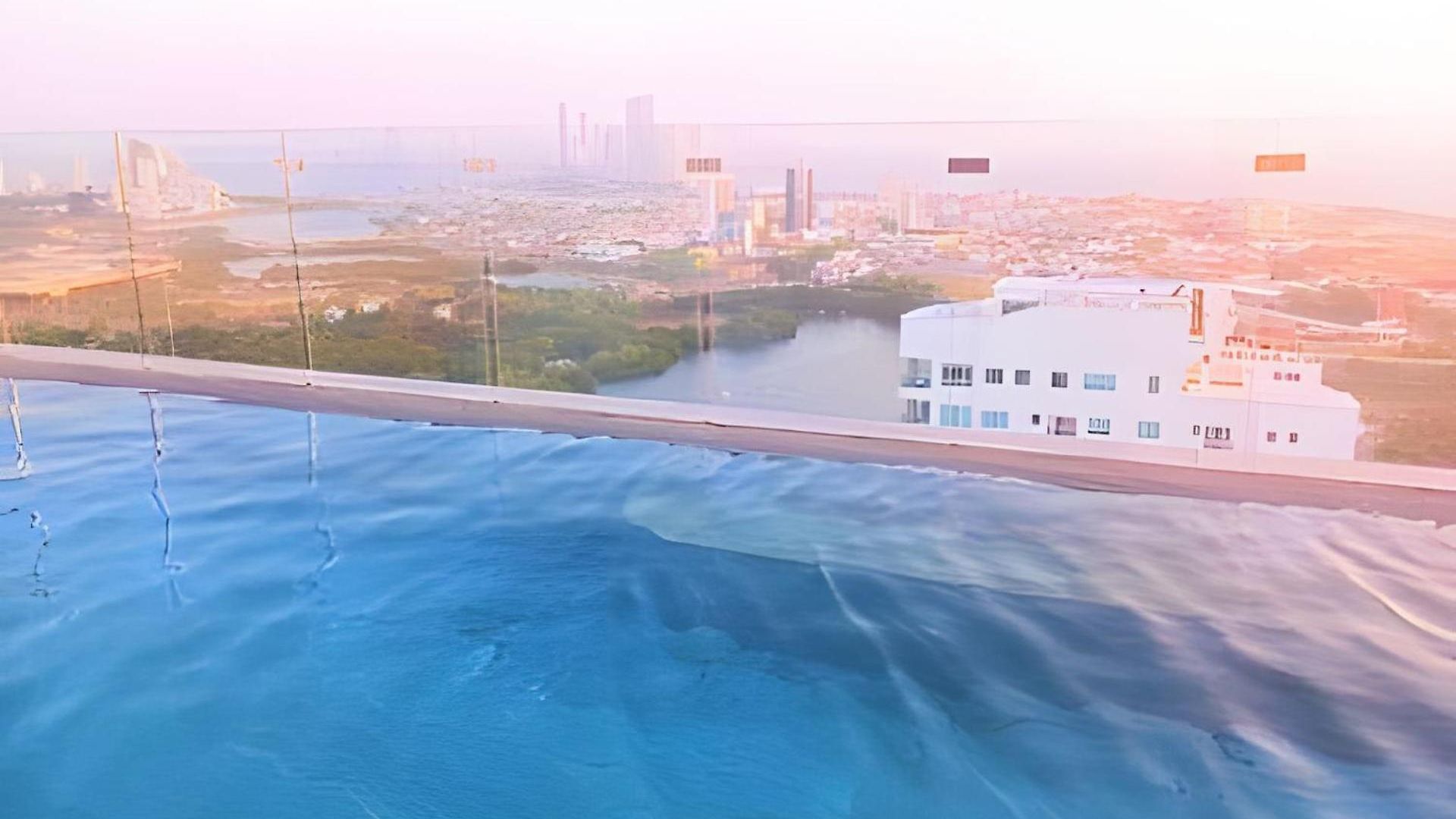 Luxury With Ocean Y Walled Views Cartagena